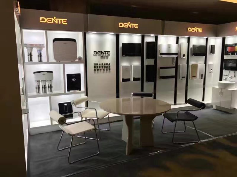 1507607781423091.png blob.png